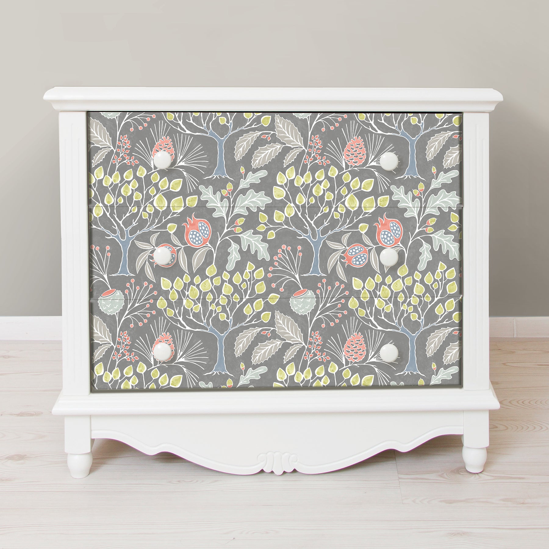 Groovy Garden P&S Wallpaper in a room setting