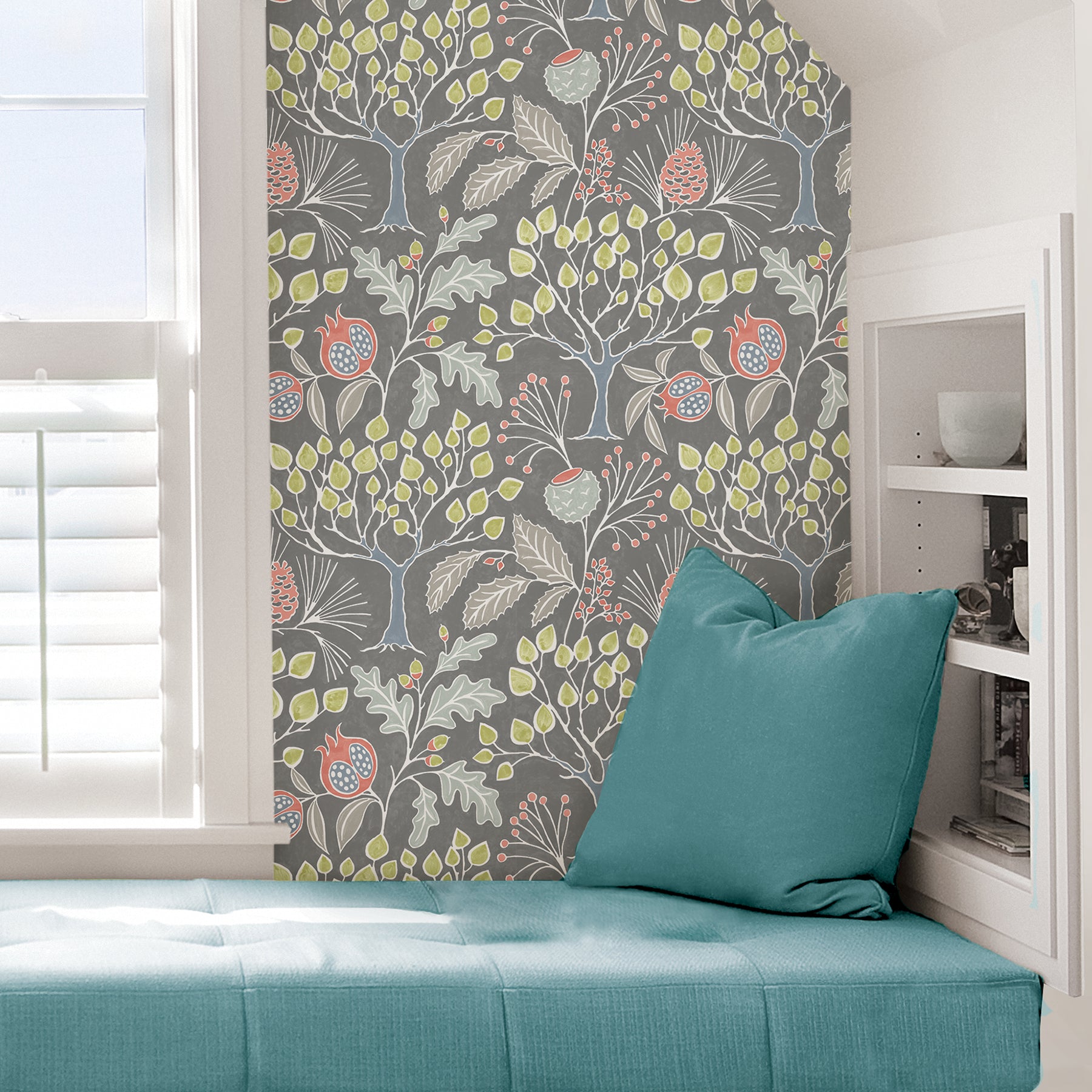 Groovy Garden P&S Wallpaper in a room setting