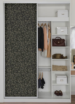 Olivia P&S Wallpaper in a room setting
