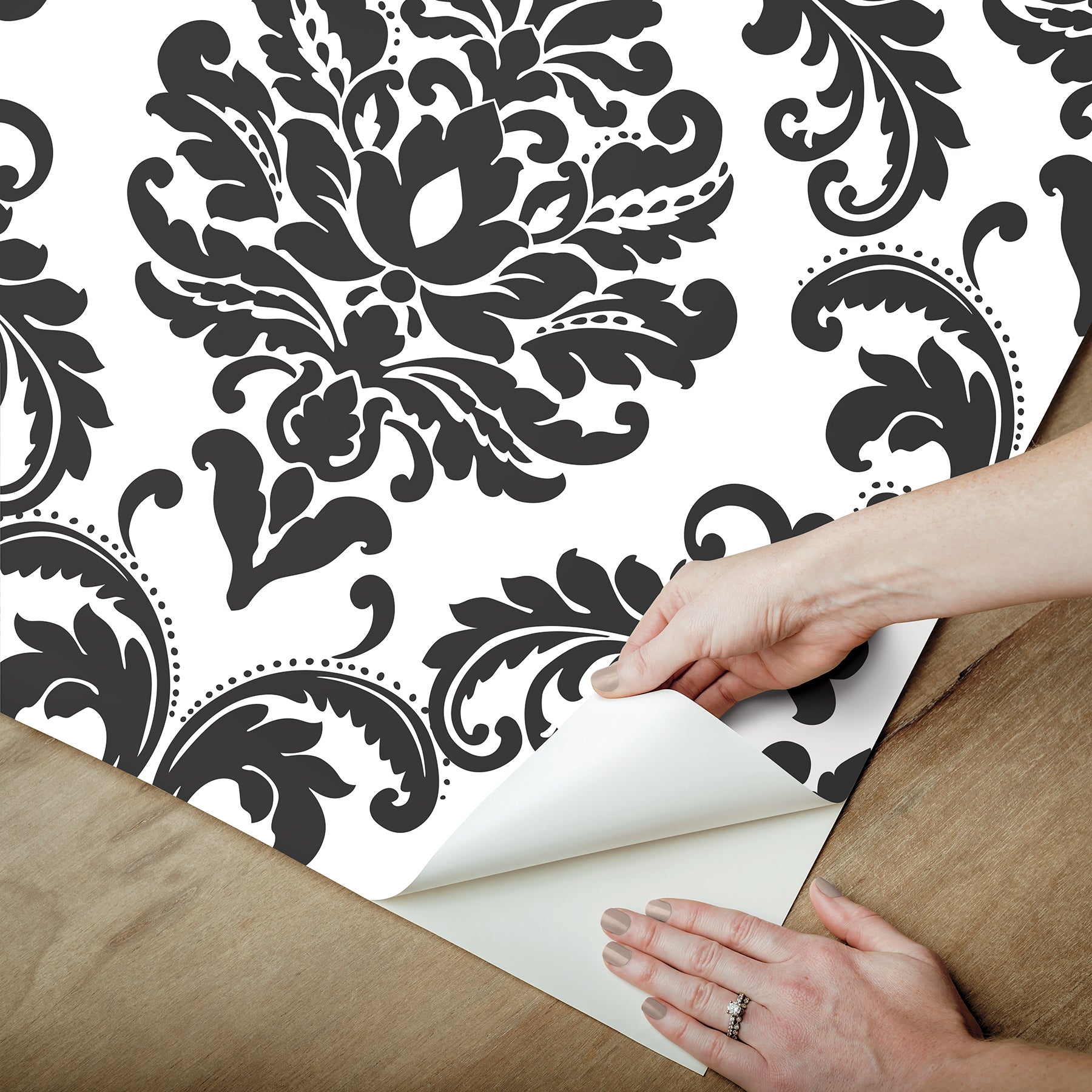 Ariel P&S Wallpaper - how to peel
