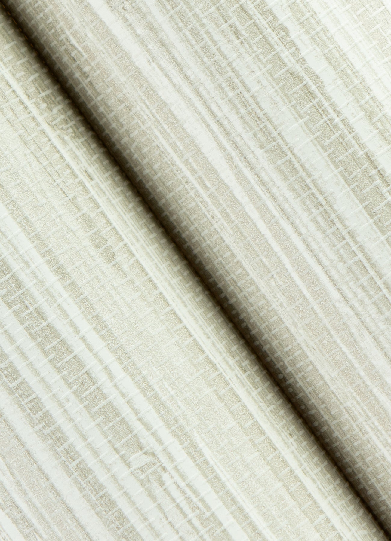 Grassweave P&S Wallpaper pattern close-up