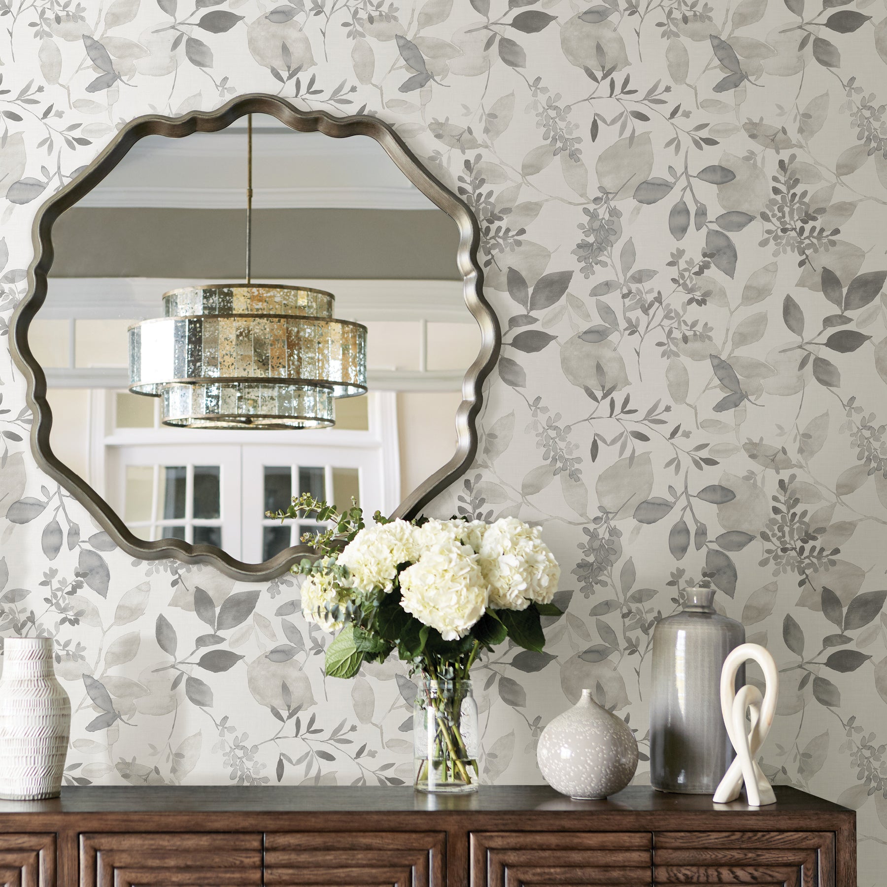 Breezy P&S Wallpaper in a room setting