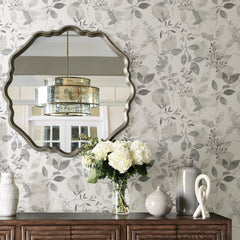 Breezy P&S Wallpaper in a room setting