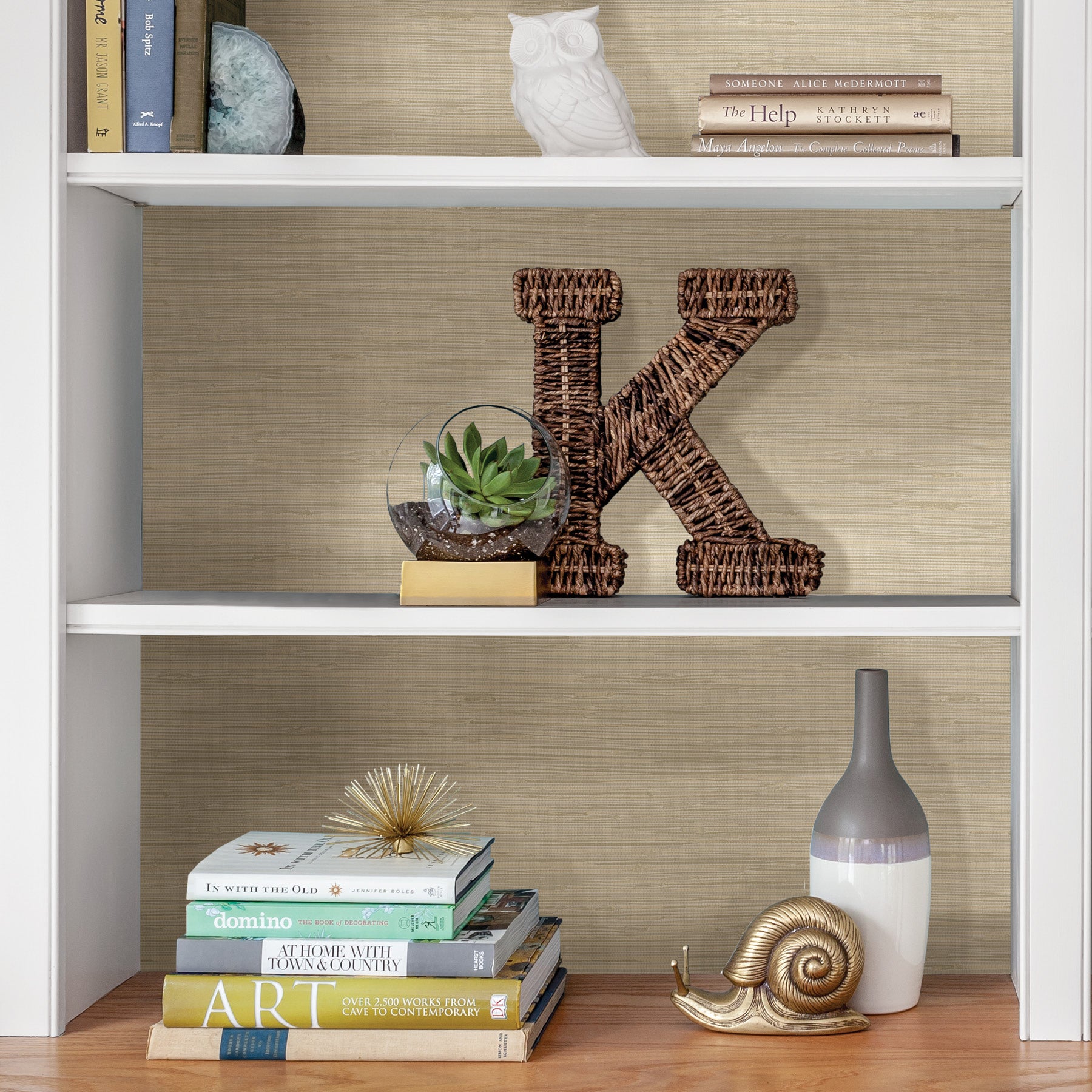 Tibetan Grasscloth P&S Wallpaper in a room setting