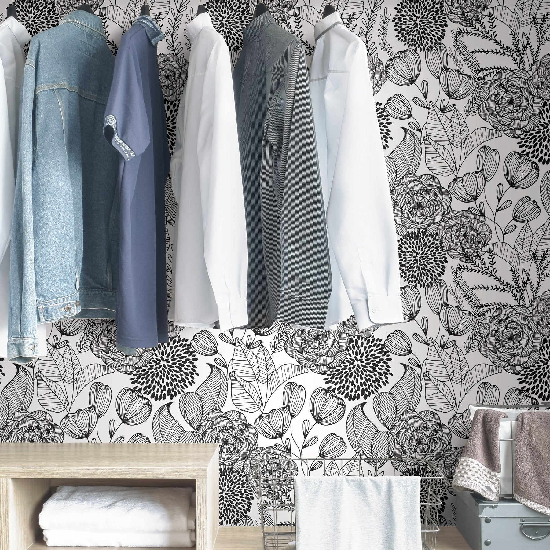 Secret Garden P&S Wallpaper in a room setting