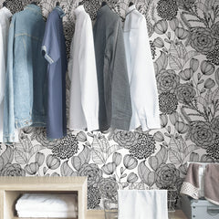 Secret Garden P&S Wallpaper in a room setting