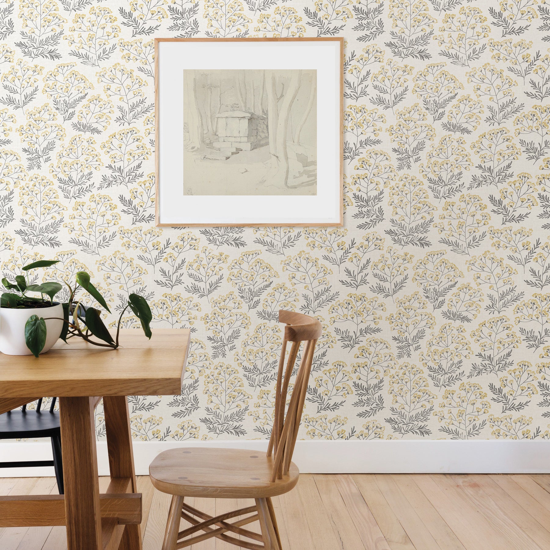 Wethersfield P&S Wallpaper in a room setting