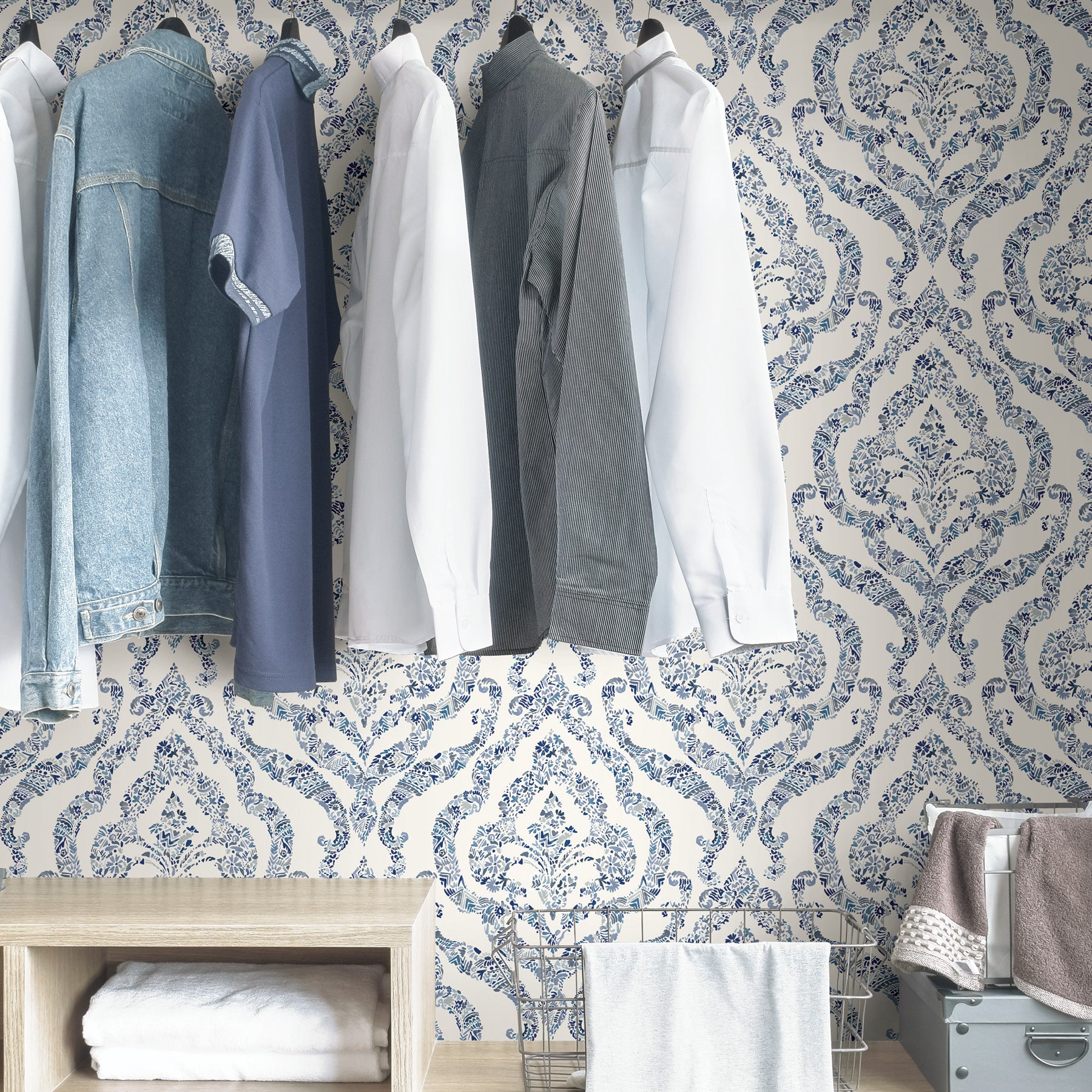 Guildford P&S Wallpaper in a room setting