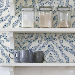 Guildford P&S Wallpaper in a room setting