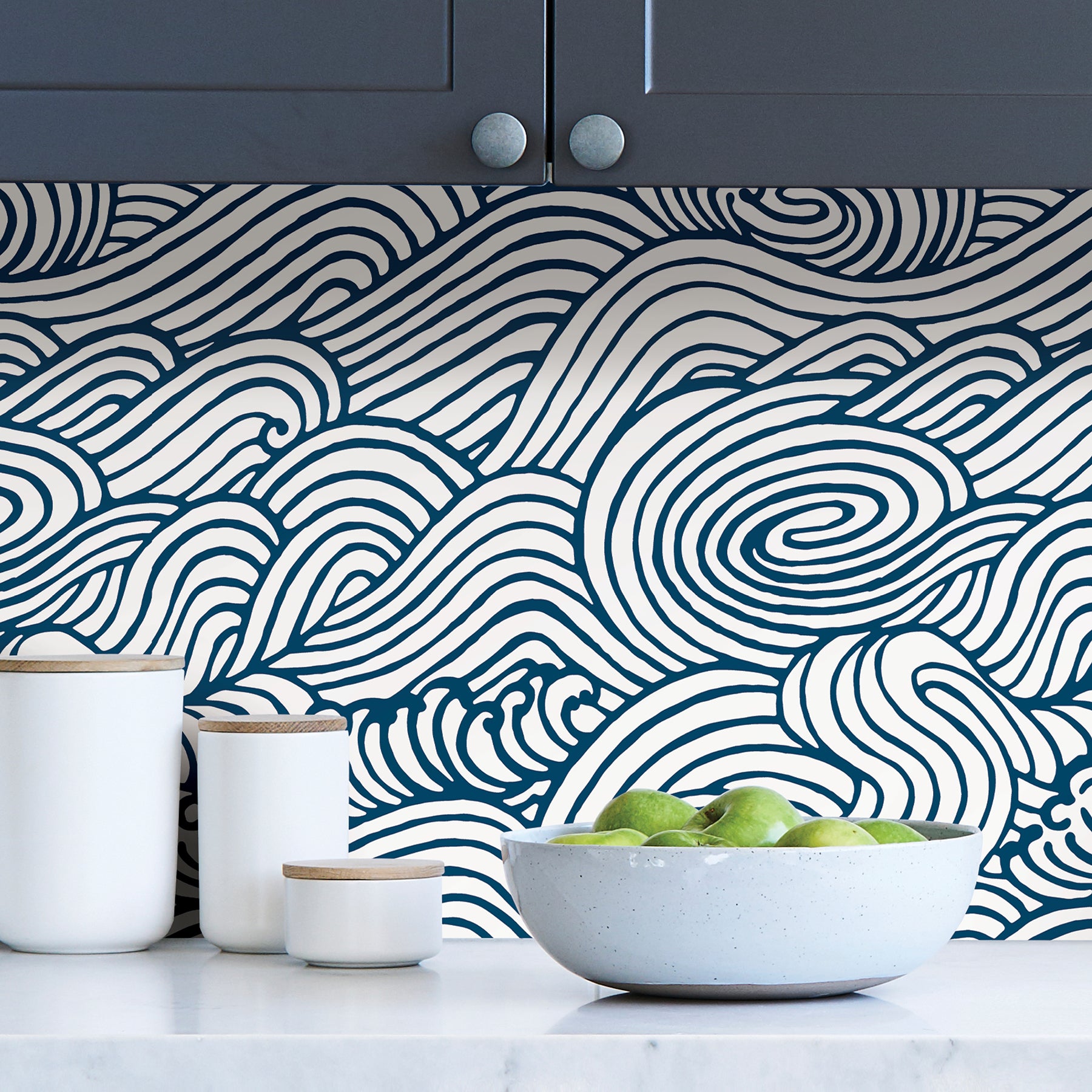 Saybrook P&S Wallpaper in a room setting