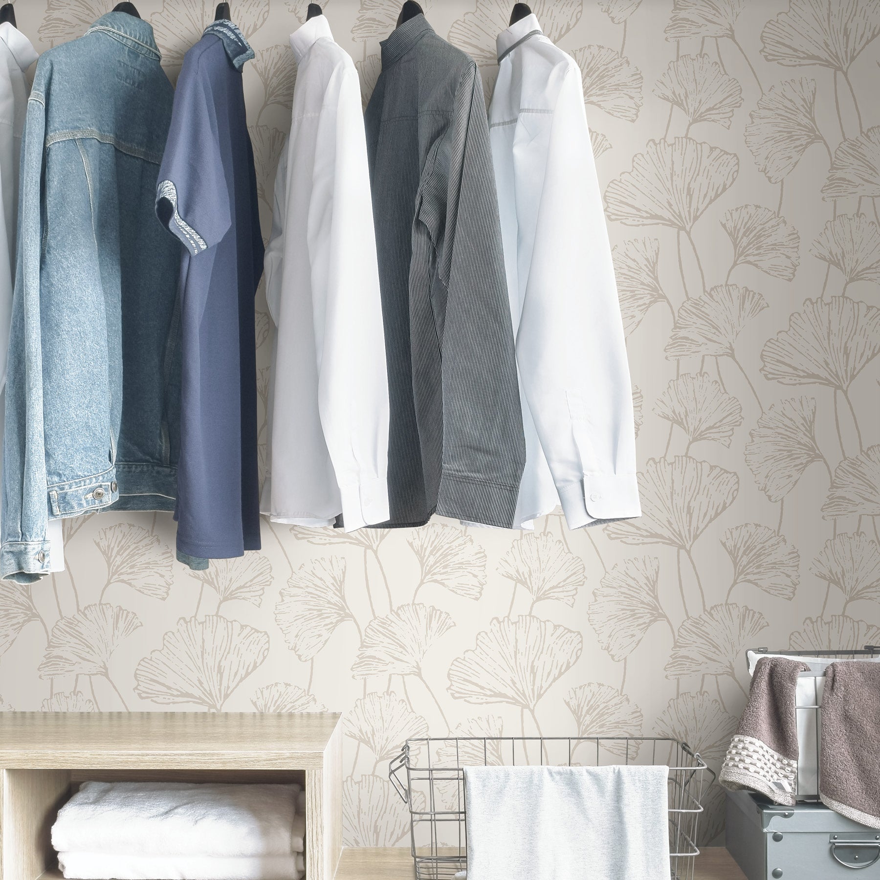 Hikarigaoka P&S Wallpaper in a room setting