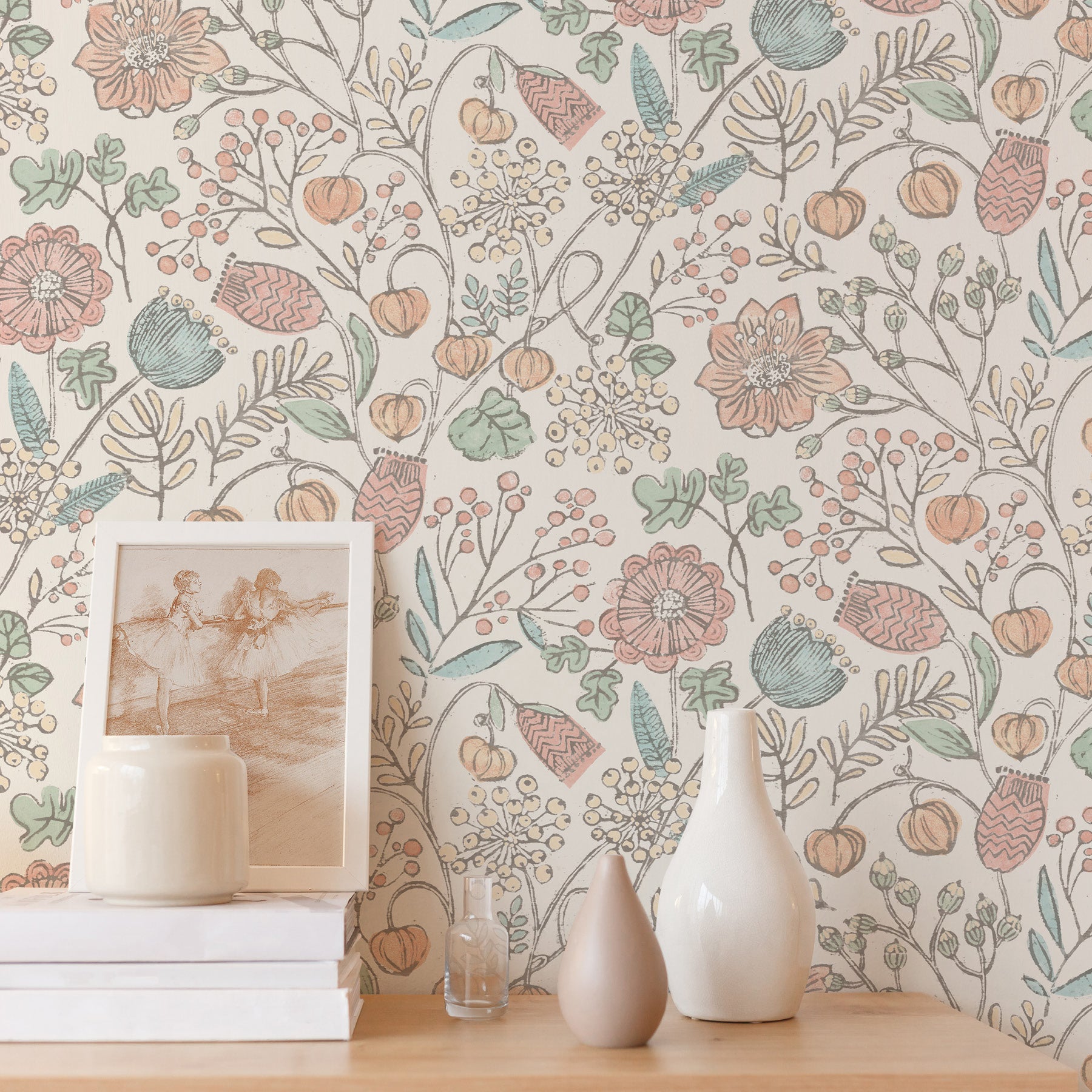 Southern Trail P&S Wallpaper in a room setting