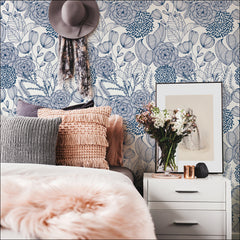 Secret Garden P&S Wallpaper in a room setting