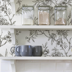 Longwood P&S Wallpaper in a room setting