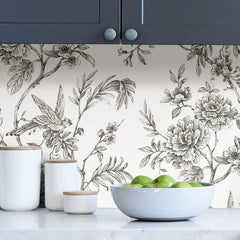Longwood P&S Wallpaper in a room setting