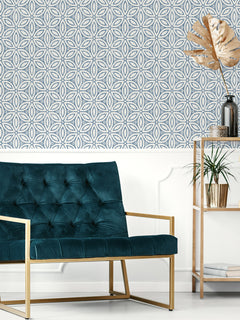 Hepatica Petal P&S Wallpaper in a room setting