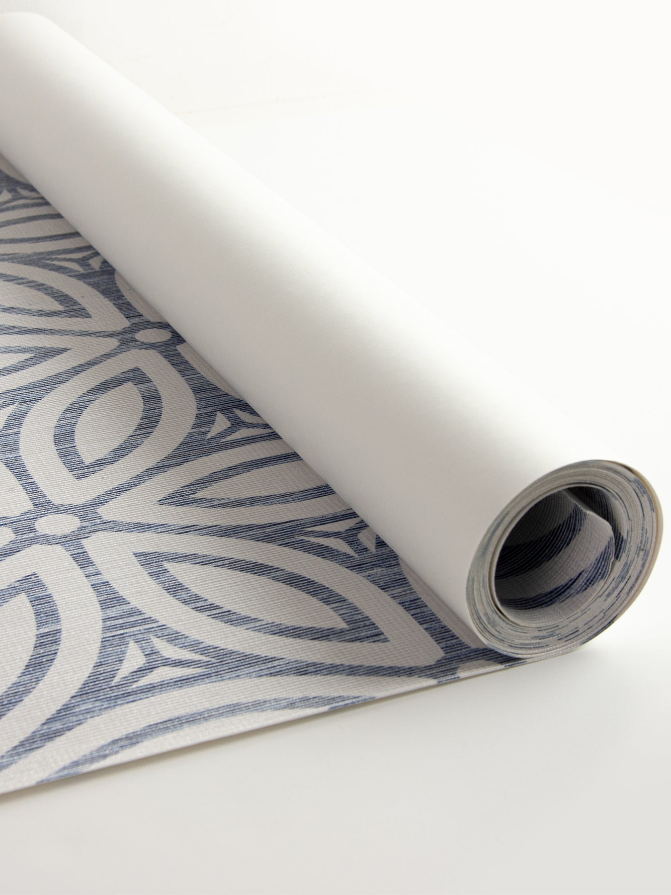 Hepatica Petal P&S Wallpaper pattern close-up
