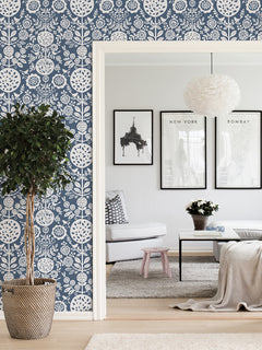 Anya P&S Wallpaper in a room setting