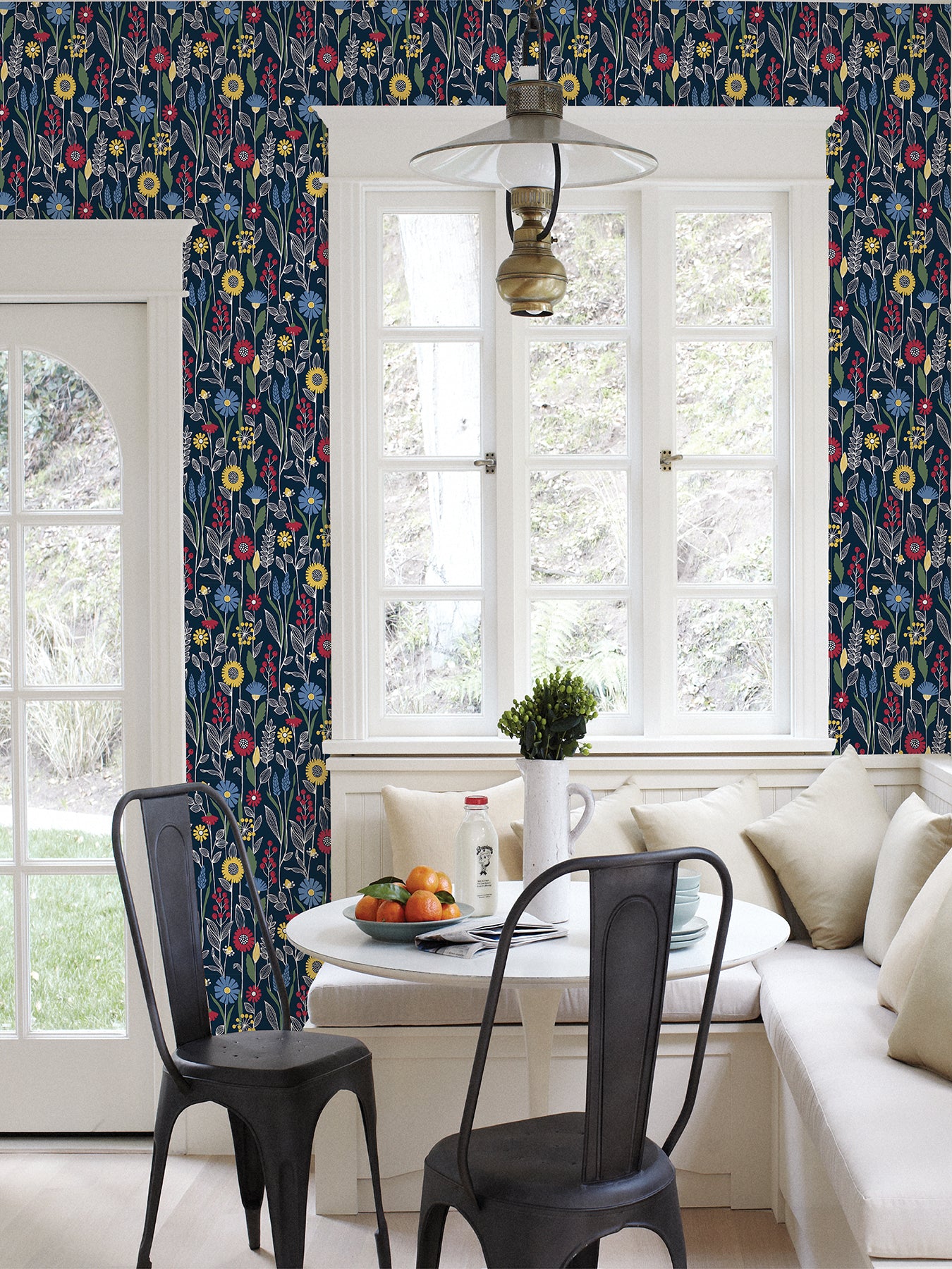 Jane P&S Wallpaper in a room setting