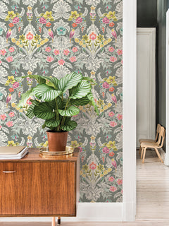 Summer Love P&S Wallpaper in a room setting