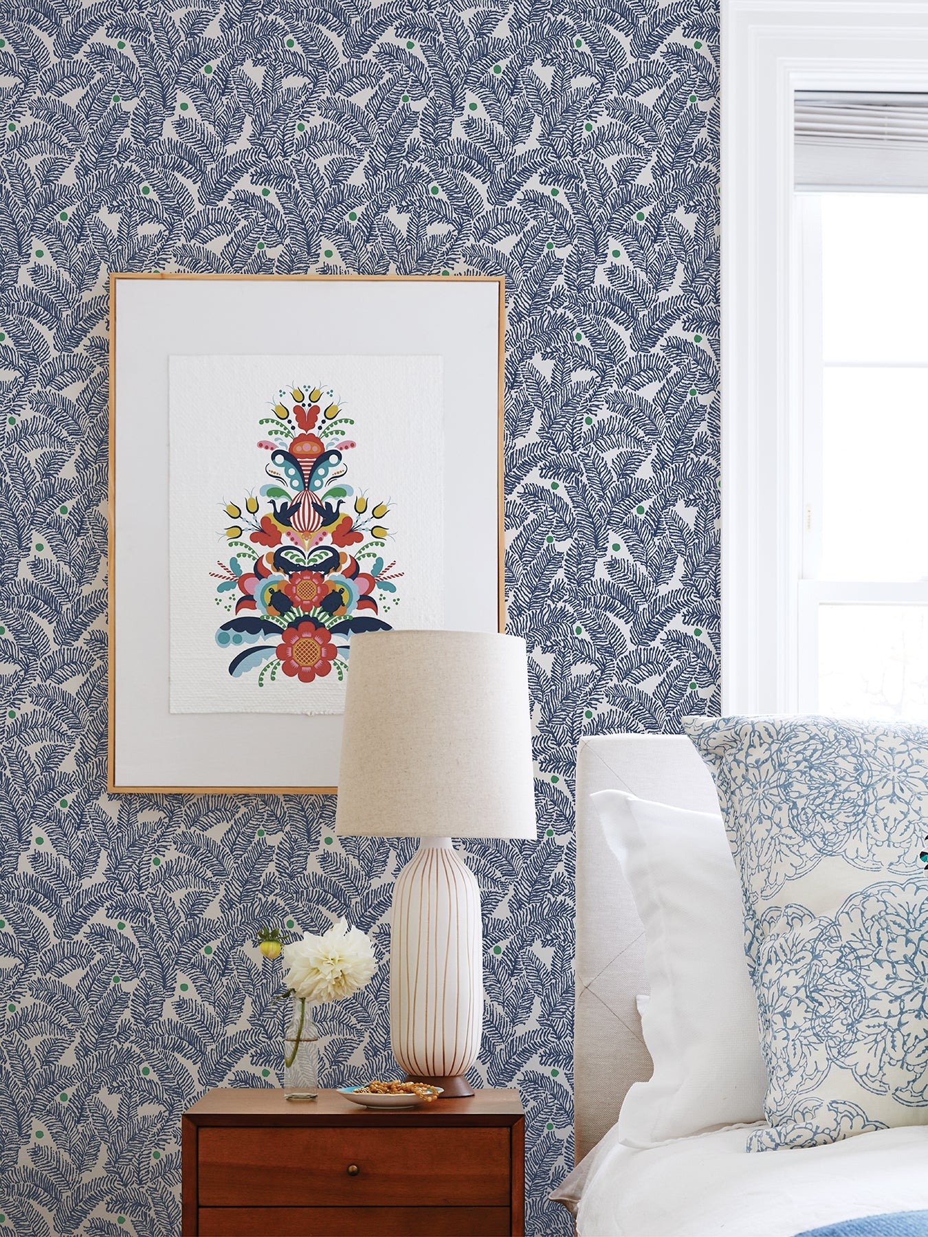 Fernanda Peel and Stick Wallpaper in a room setting