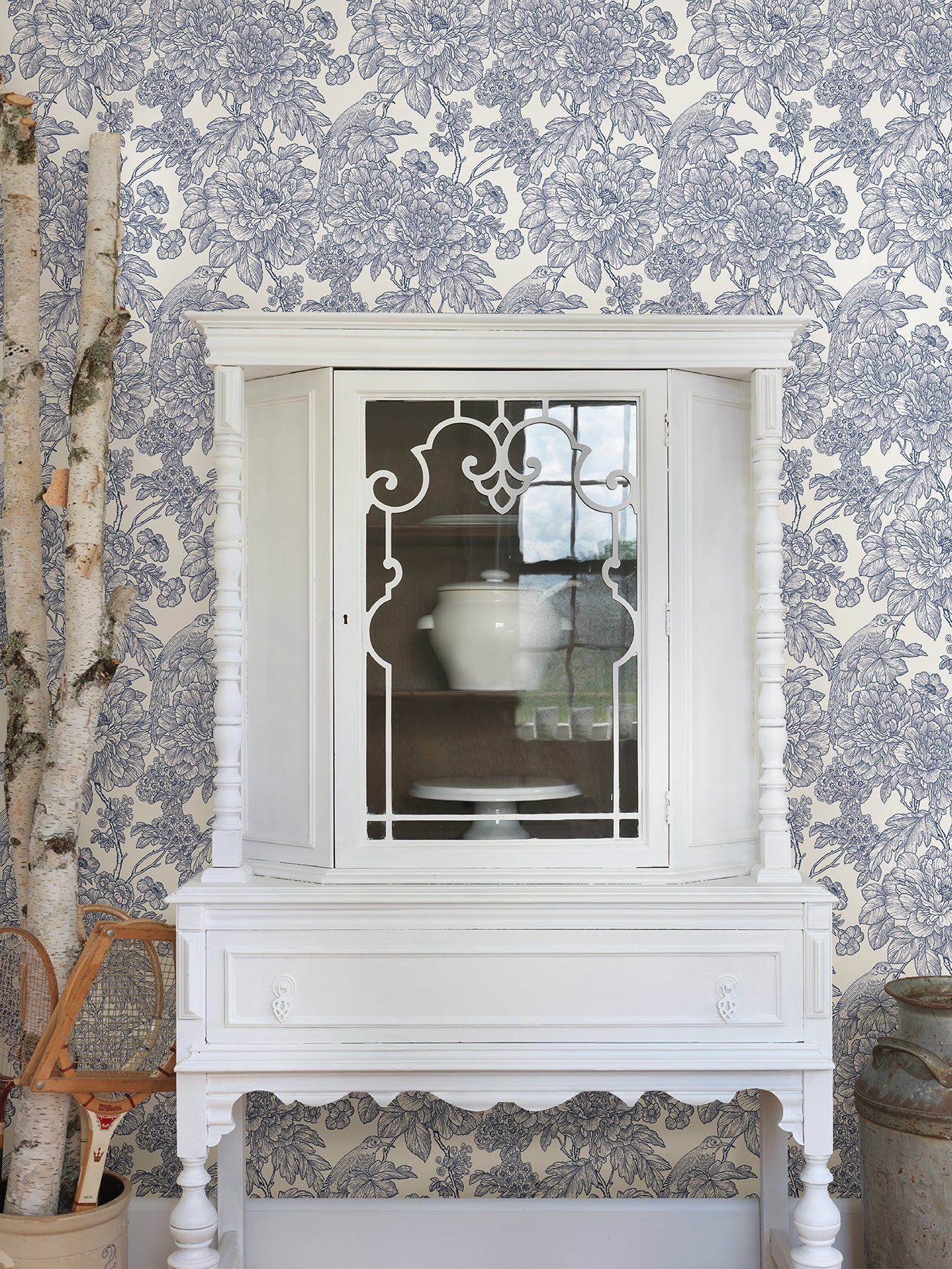 Sudbury Peel and Stick Wallpaper in a room setting