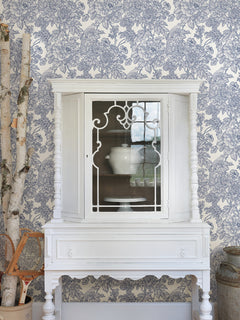 Sudbury Peel and Stick Wallpaper in a room setting