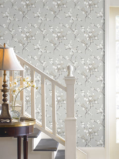 Mirei P&S Wallpaper in a room setting