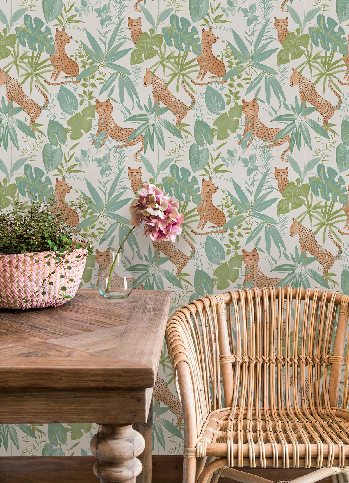 Jhalana Peel and Stick Wallpaper in a room setting