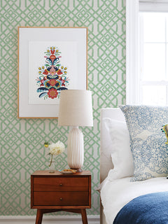 Tanner P&S Wallpaper in a room setting