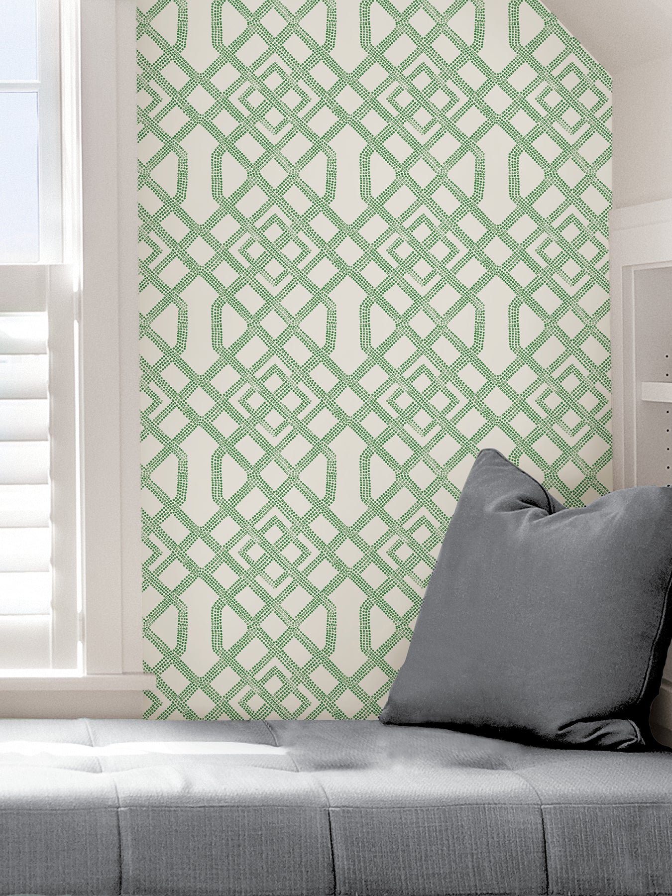 Tanner P&S Wallpaper in a room setting