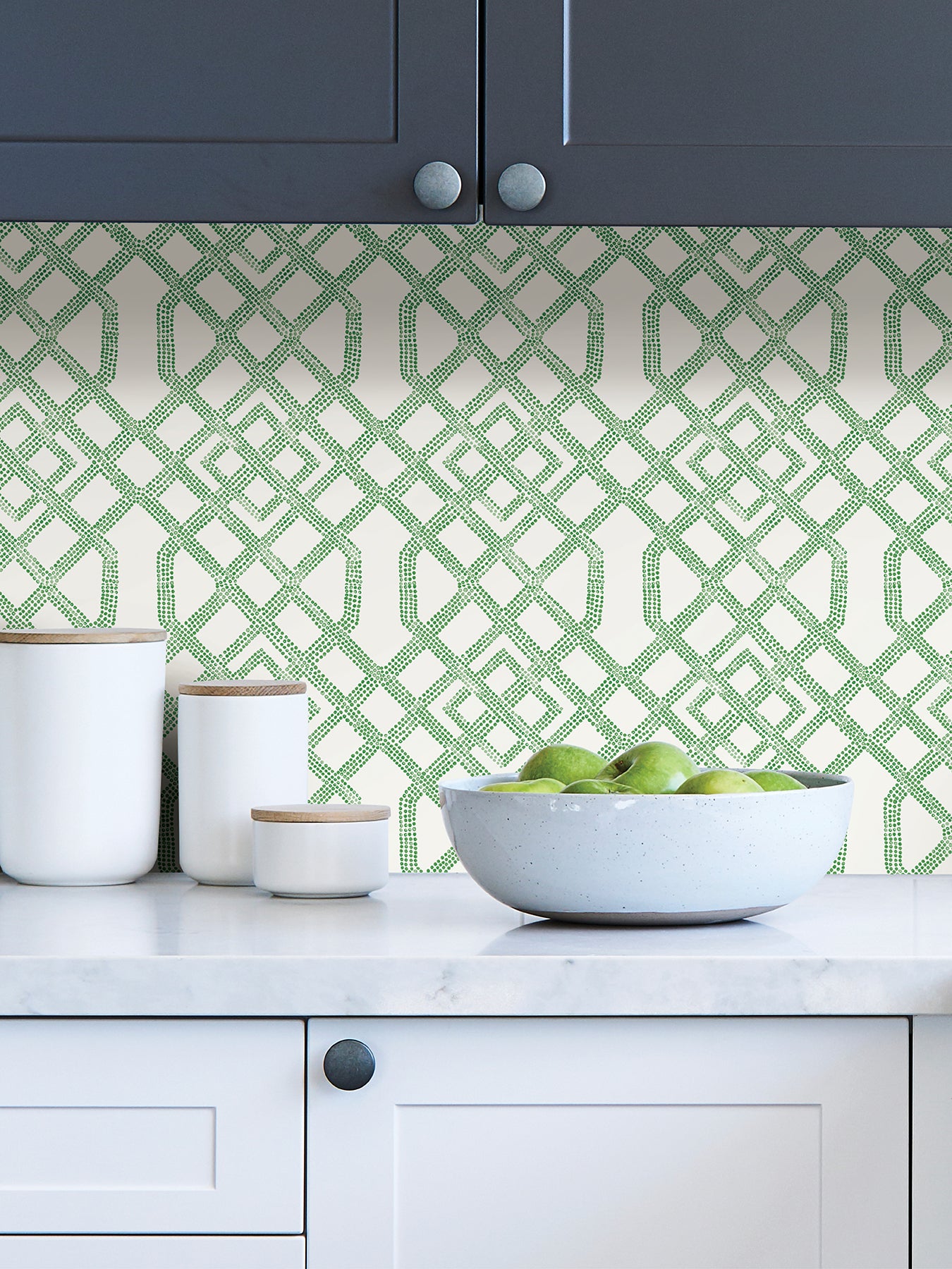 Tanner P&S Wallpaper in a room setting