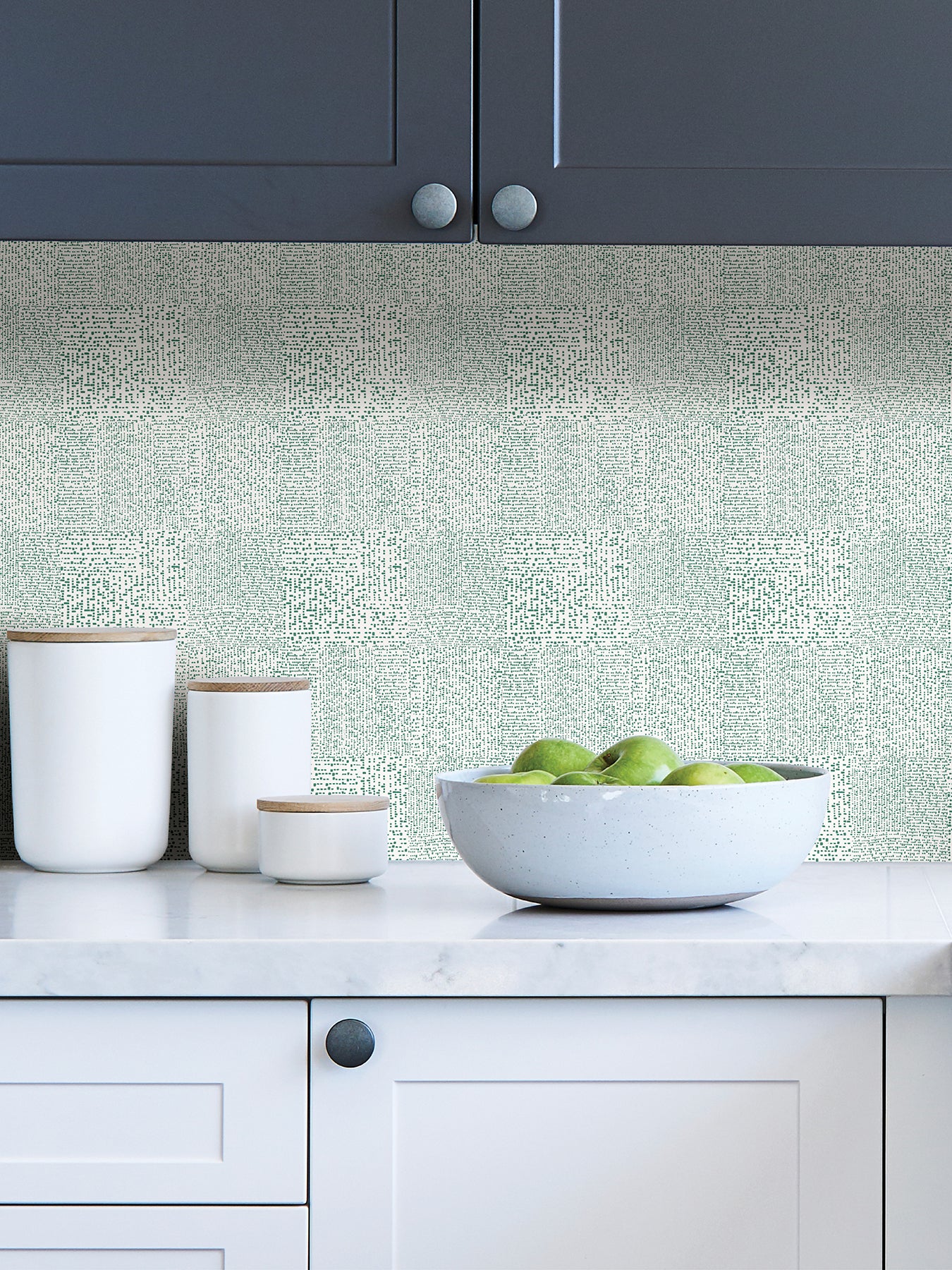 Mayim Peel and Stick Wallpaper in a room setting