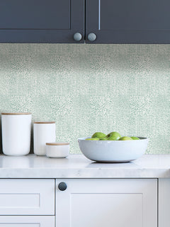 Mayim Peel and Stick Wallpaper in a room setting