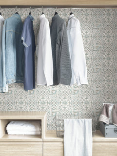 Landondale P&S Wallpaper in a room setting