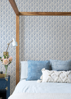 Manila P&S Wallpaper in a room setting