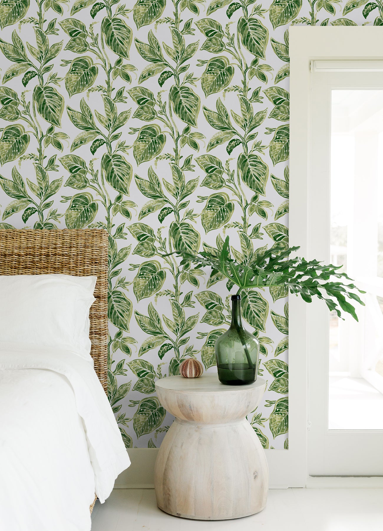 Caryota Peel and Stick Wallpaper in a room setting