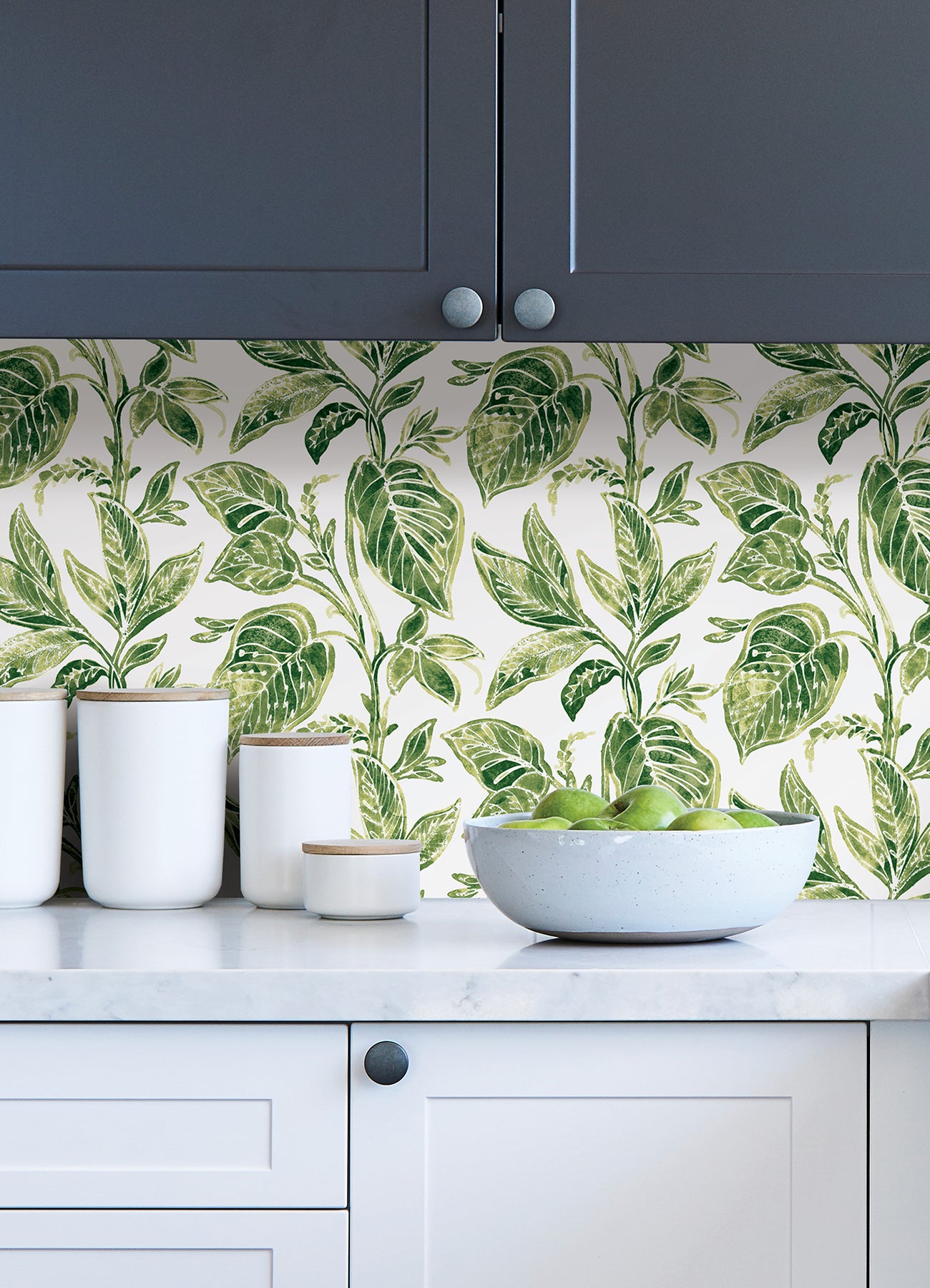 Caryota Peel and Stick Wallpaper in a room setting