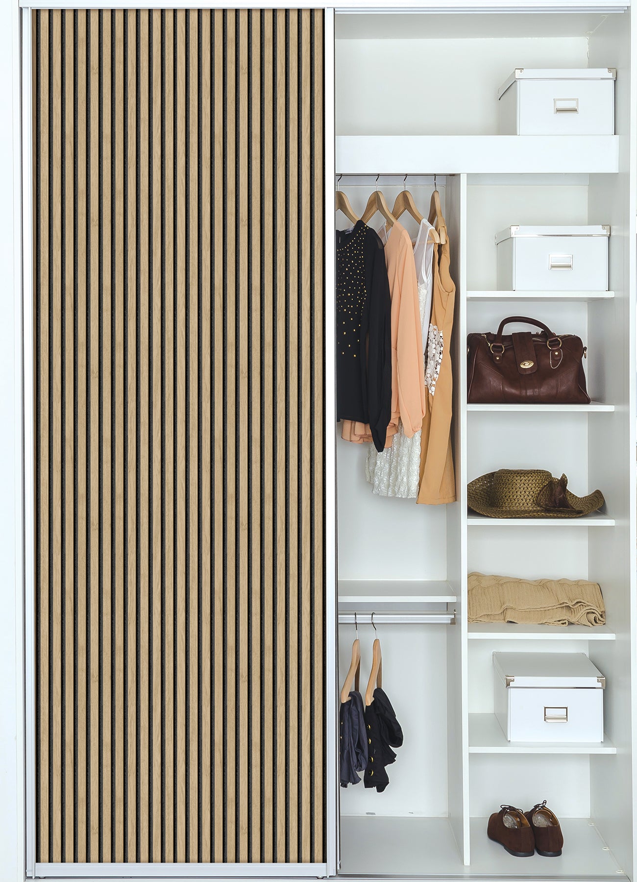 Slat Wood P&S Wallpaper in a room setting