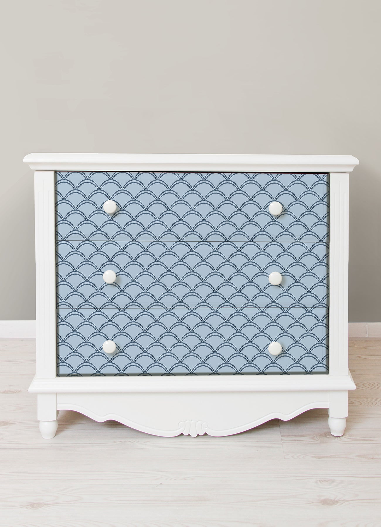 Deco Wave Peel and Stick Wallpaper in a room setting