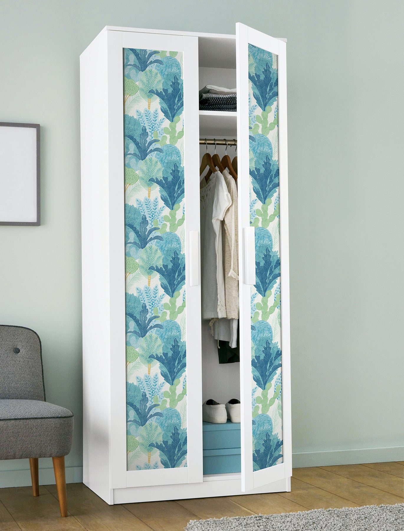 Keilani Peel and Stick Wallpaper in a room setting