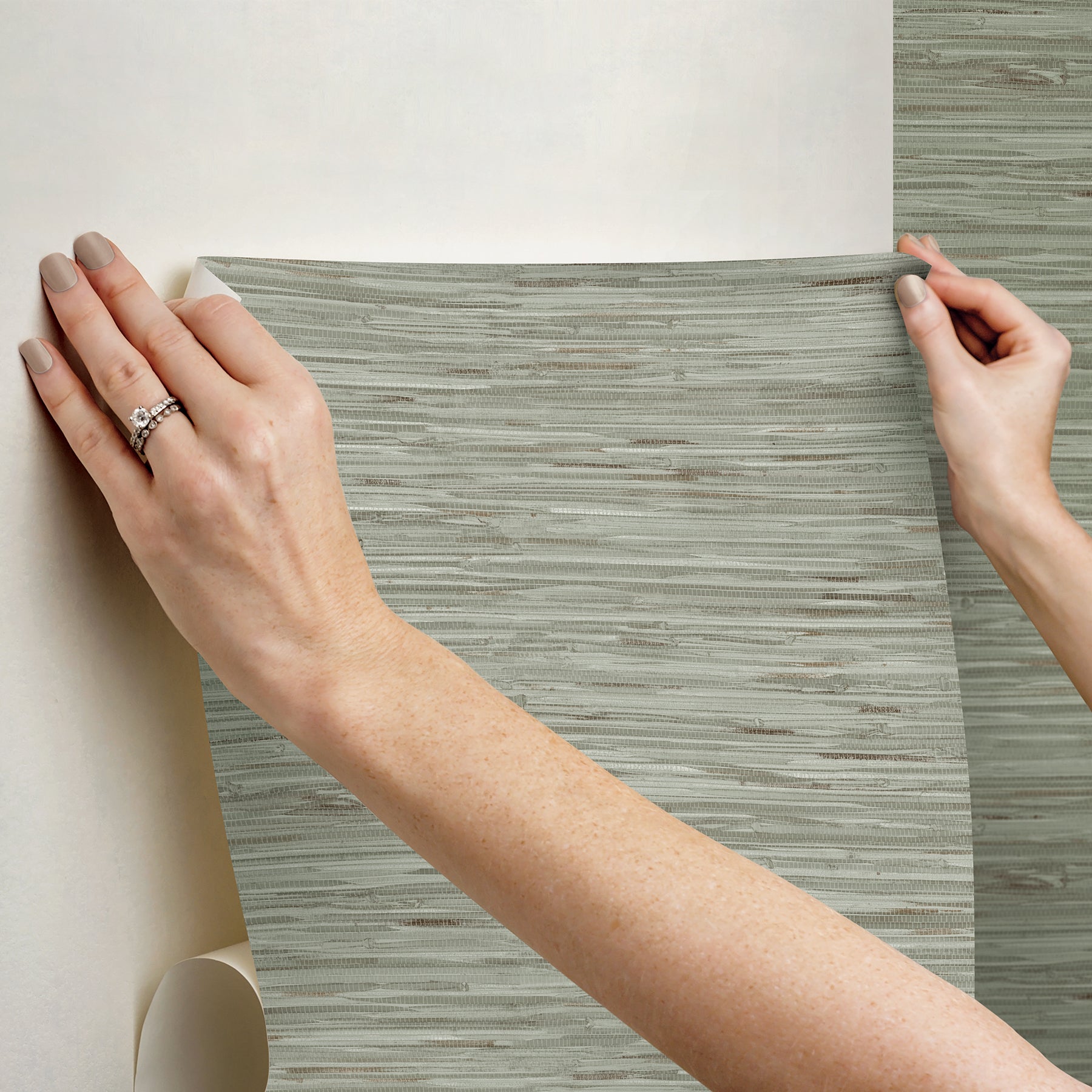 Grassweave P&S Wallpaper - how to stick