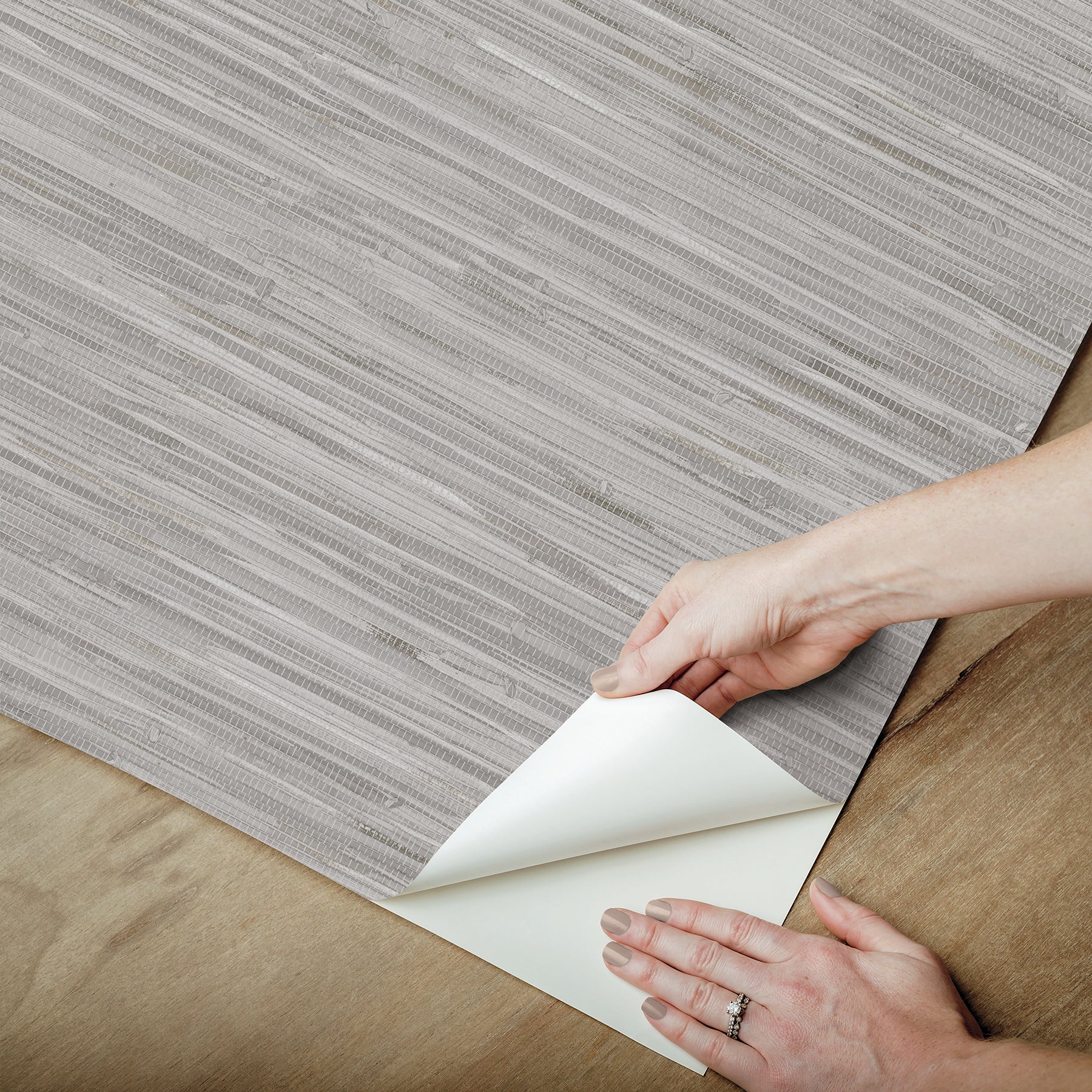 Grassweave P&S Wallpaper - how to peel