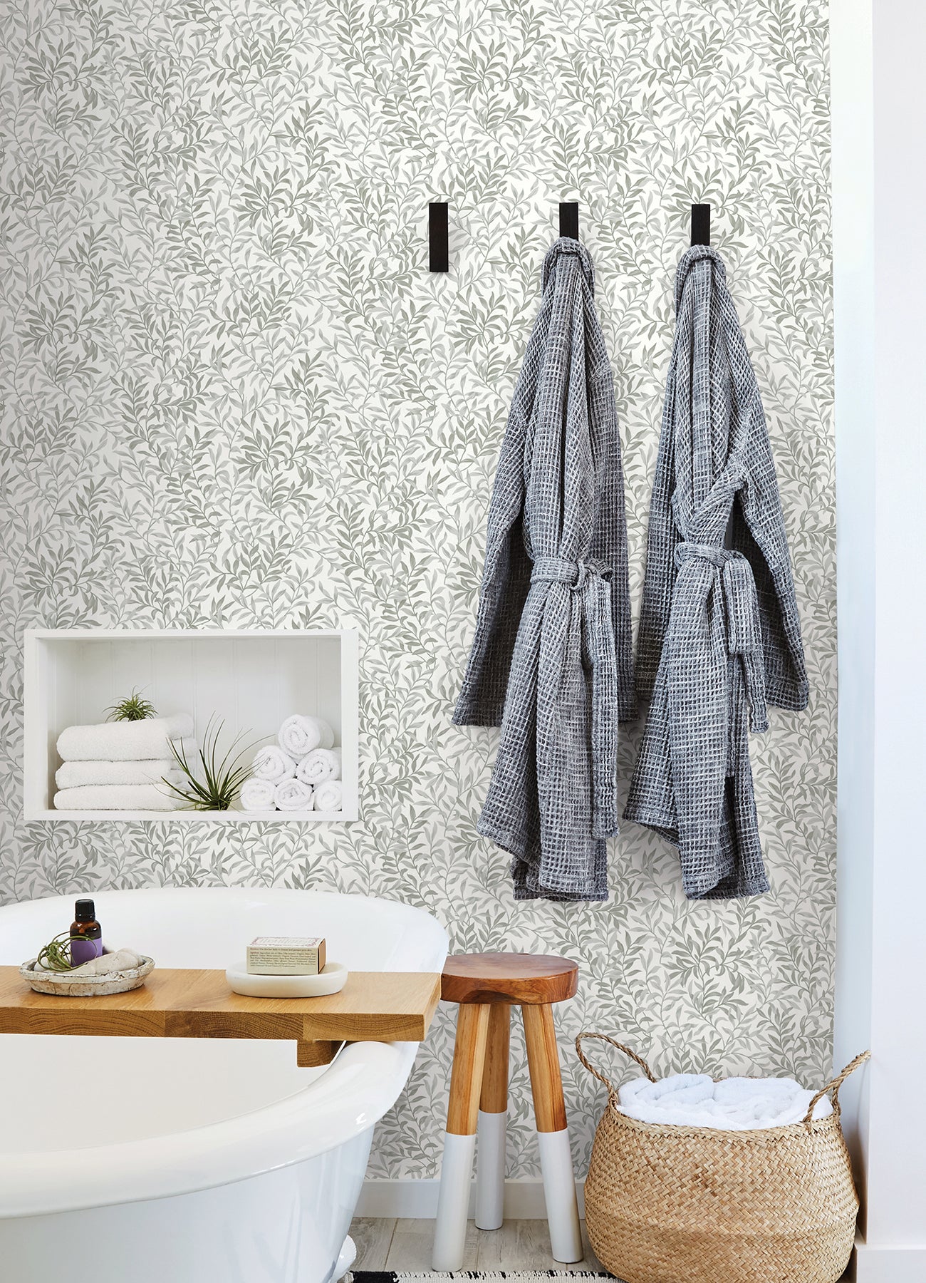 Terrace Vines P&S Wallpaper in a room setting