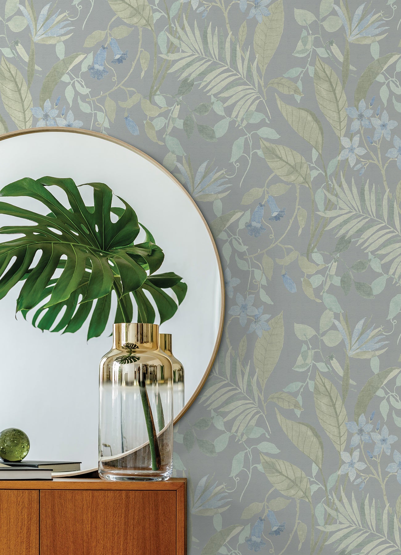 Jesinda P&S Wallpaper in a room setting