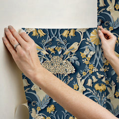 Eloise PS Wallpaper - how to stick