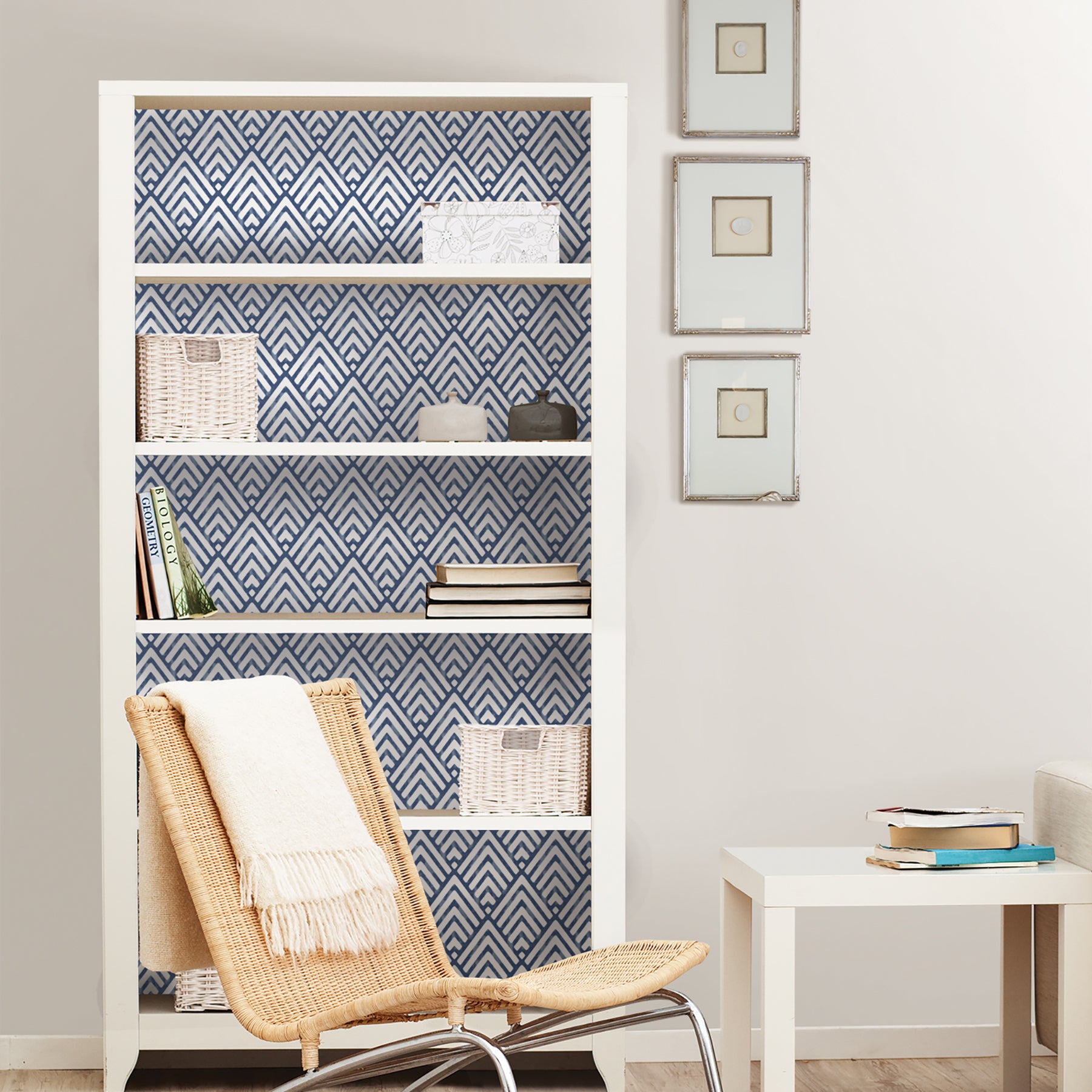 NUW1701 Peel and Stick Wallpaper in a room setting
