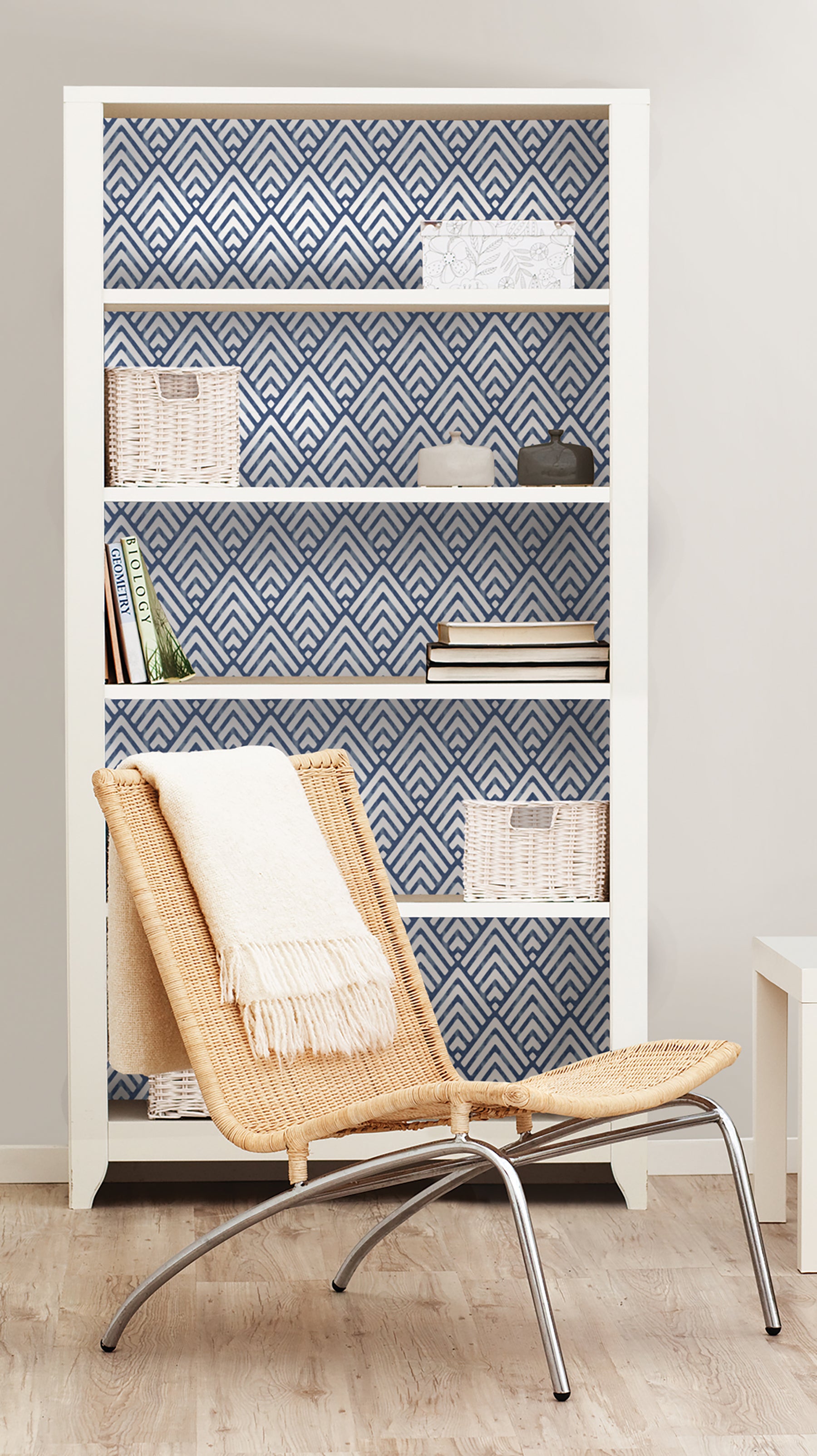 NUW1701 Peel and Stick Wallpaper in a room setting