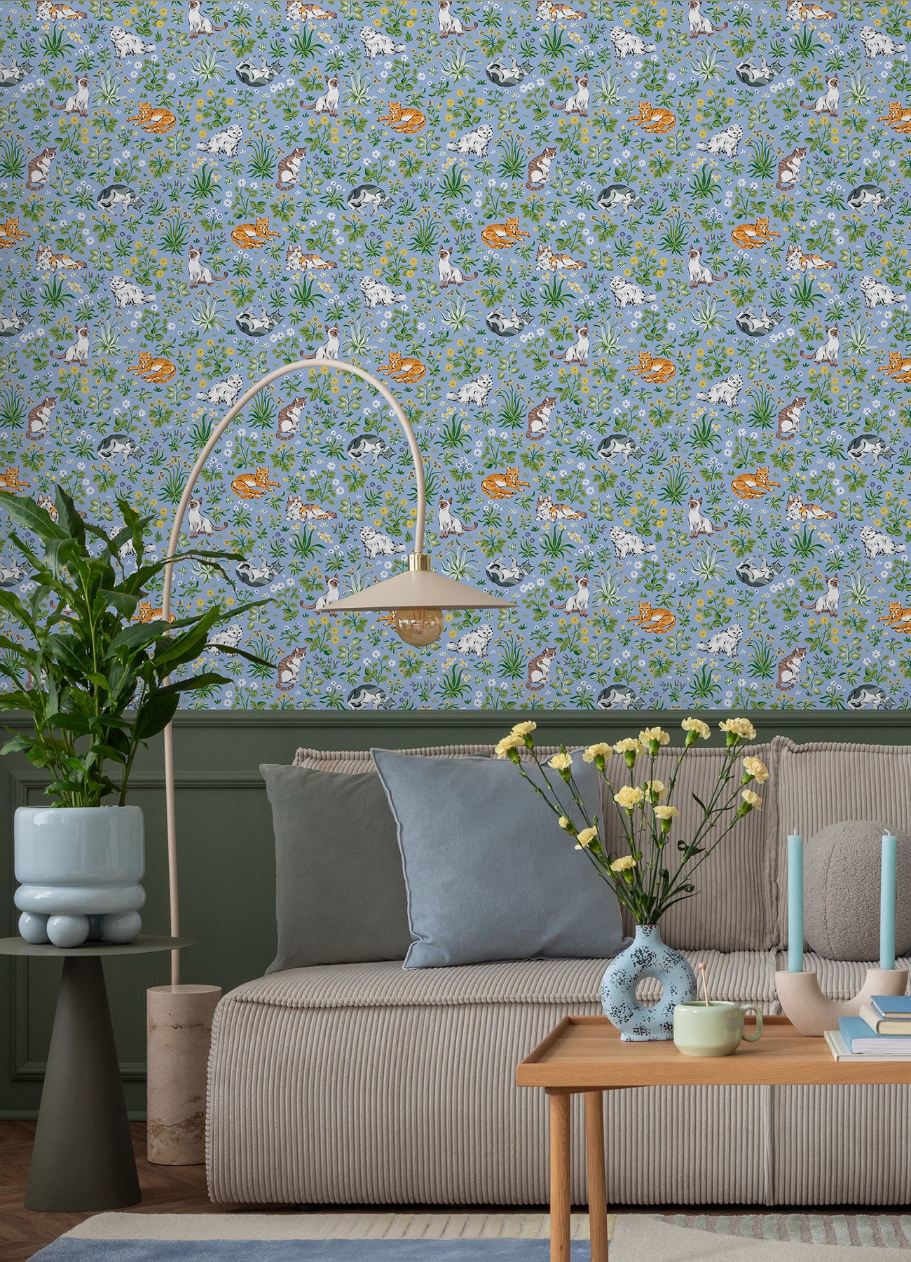 Must Love Cats P&S Wallpaper in a room setting