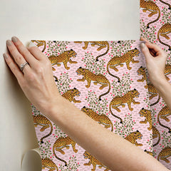 PFS6673-peel-and-stick-wallpaper-stick-application-step